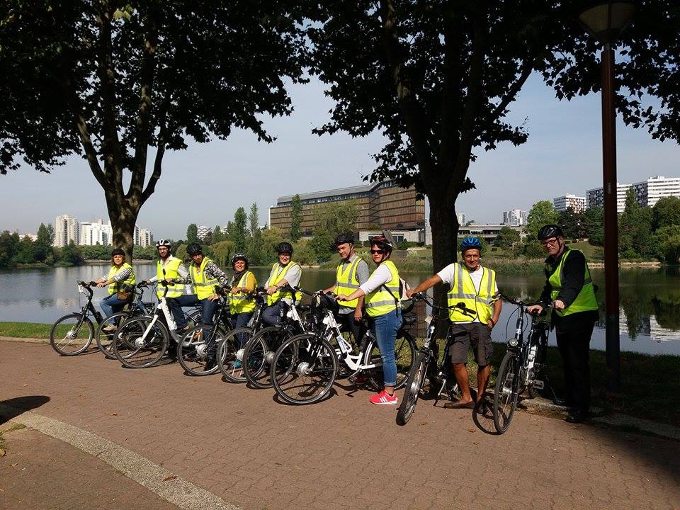 Groupe de personne à vélo avec Wimoov